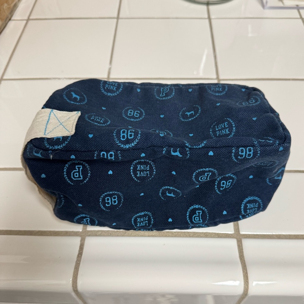 Vintage Y2K PINK Victoria's Secret Blue cosmetic bag - Picture 5 of 6